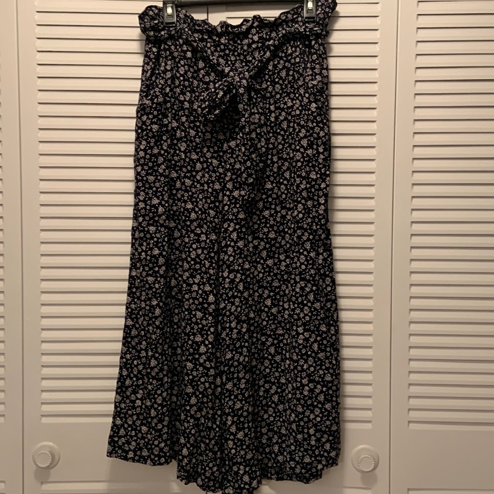 COPY - American Eagle wide leg floral print palazzo pants